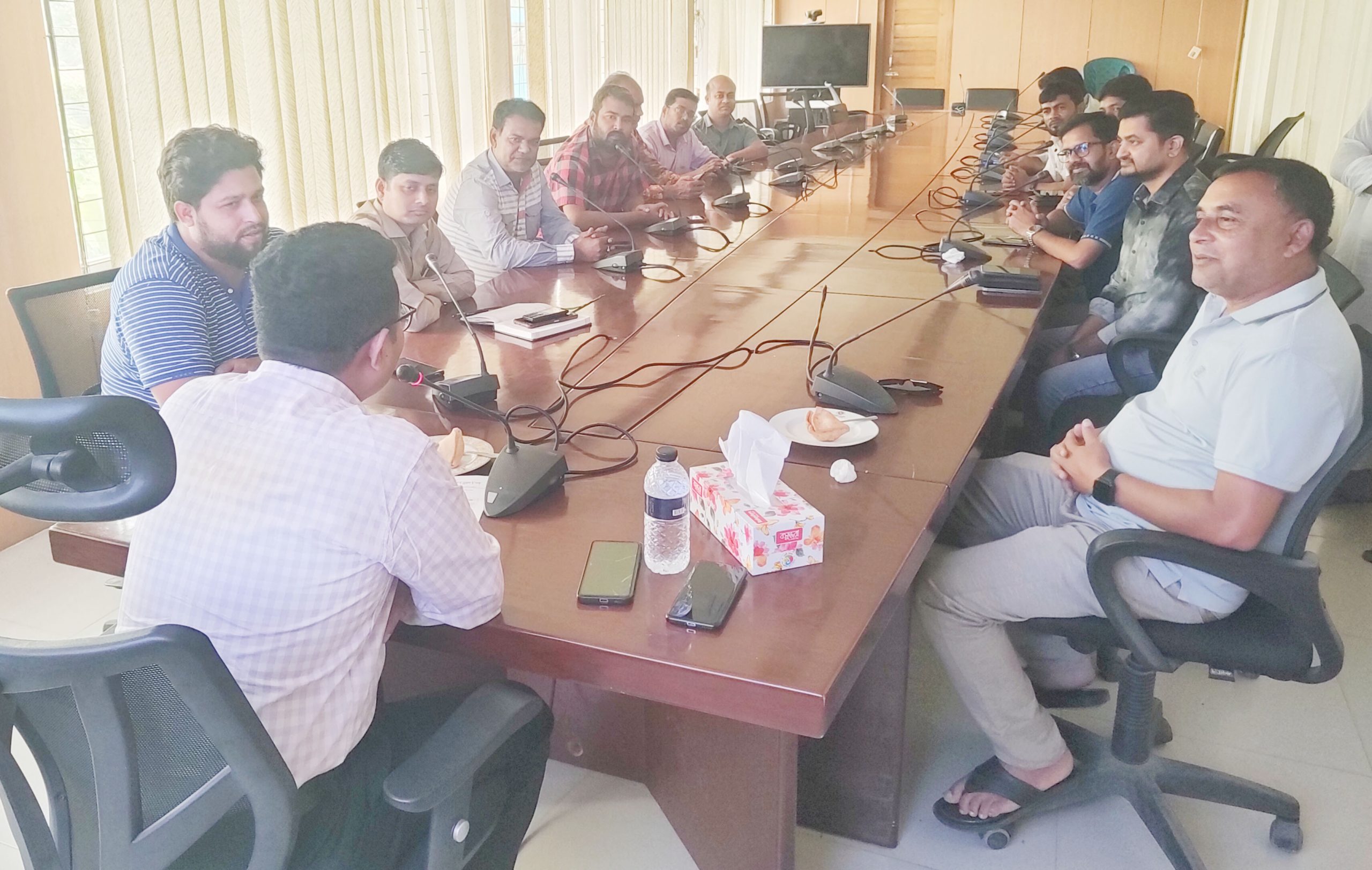 সাটুরিয়া প্রেসক্লাবের সাংবাদিকদের সঙ্গে নবাগত ইউএনও’র পরিচিতি সভা সাটুরিয়া প্রেসক্লাবের সাংবাদিকদের সঙ্গে নবাগত ইউএনও’র পরিচিতি সভা