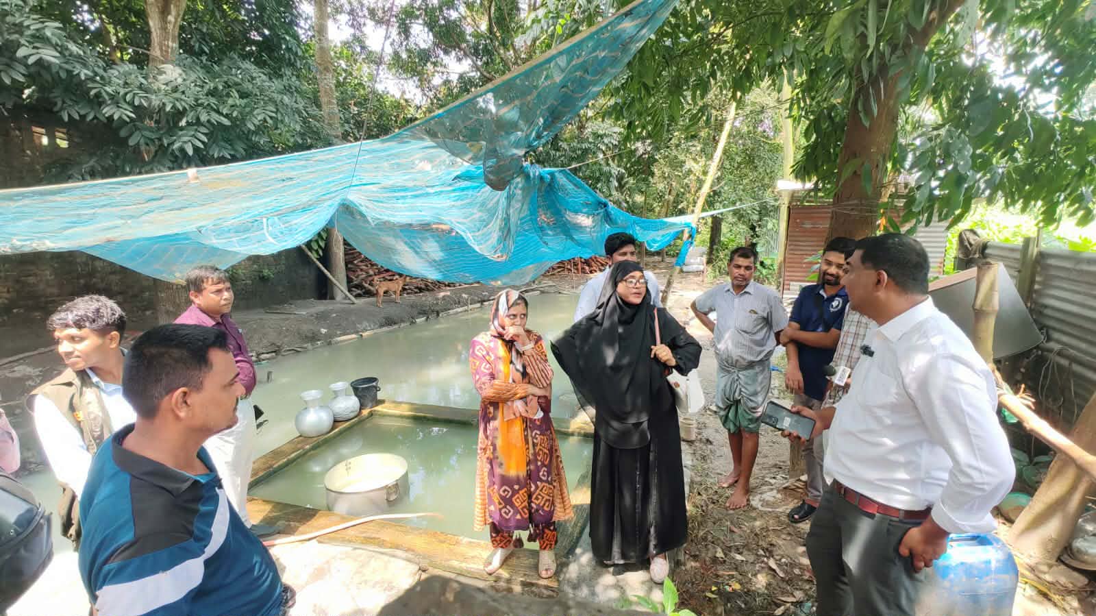 সাটুরিয়ায় ভেজাল ঘি ও অস্বাস্থ্যকর পরিবেশে ছানা তৈরি অভিযোগে কারখানা সিলগালা ও অর্থদন্ড সাটুরিয়ায় ভেজাল ঘি ও অস্বাস্থ্যকর পরিবেশে ছানা তৈরি অভিযোগে কারখানা সিলগালা ও অর্থদন্ড